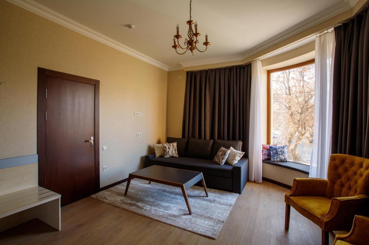 Navruz Hotel Taszkent Zewnętrze zdjęcie