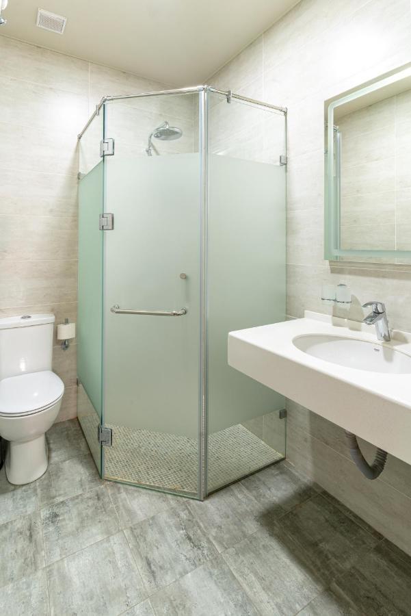 Navruz Hotel Taszkent Zewnętrze zdjęcie