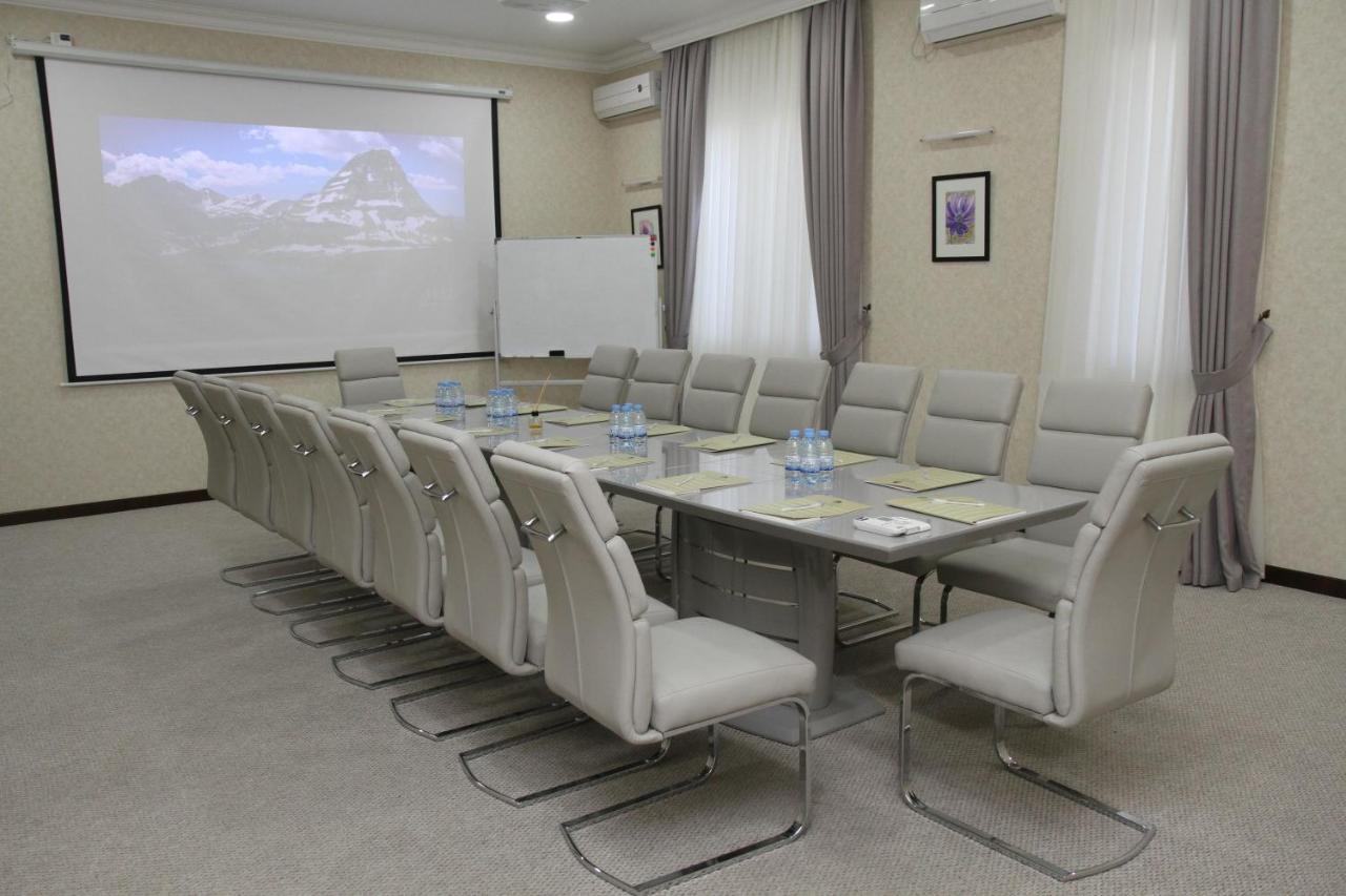 Navruz Hotel Taszkent Zewnętrze zdjęcie